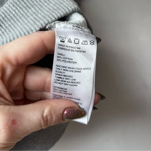 Urban Outfitters Gray Short Sleeve Cropped Sweatshirt Top M - Picture 3 of 4